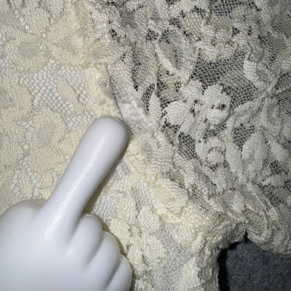 D. Liles Collection Floral Lace Dress 8/10 Ivory‎ Scalloped Hem Long Sleeve